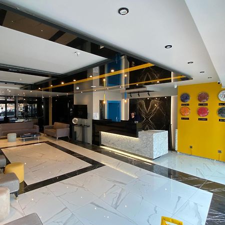 Center Inn Hotel Maltepe Istanboel Buitenkant foto