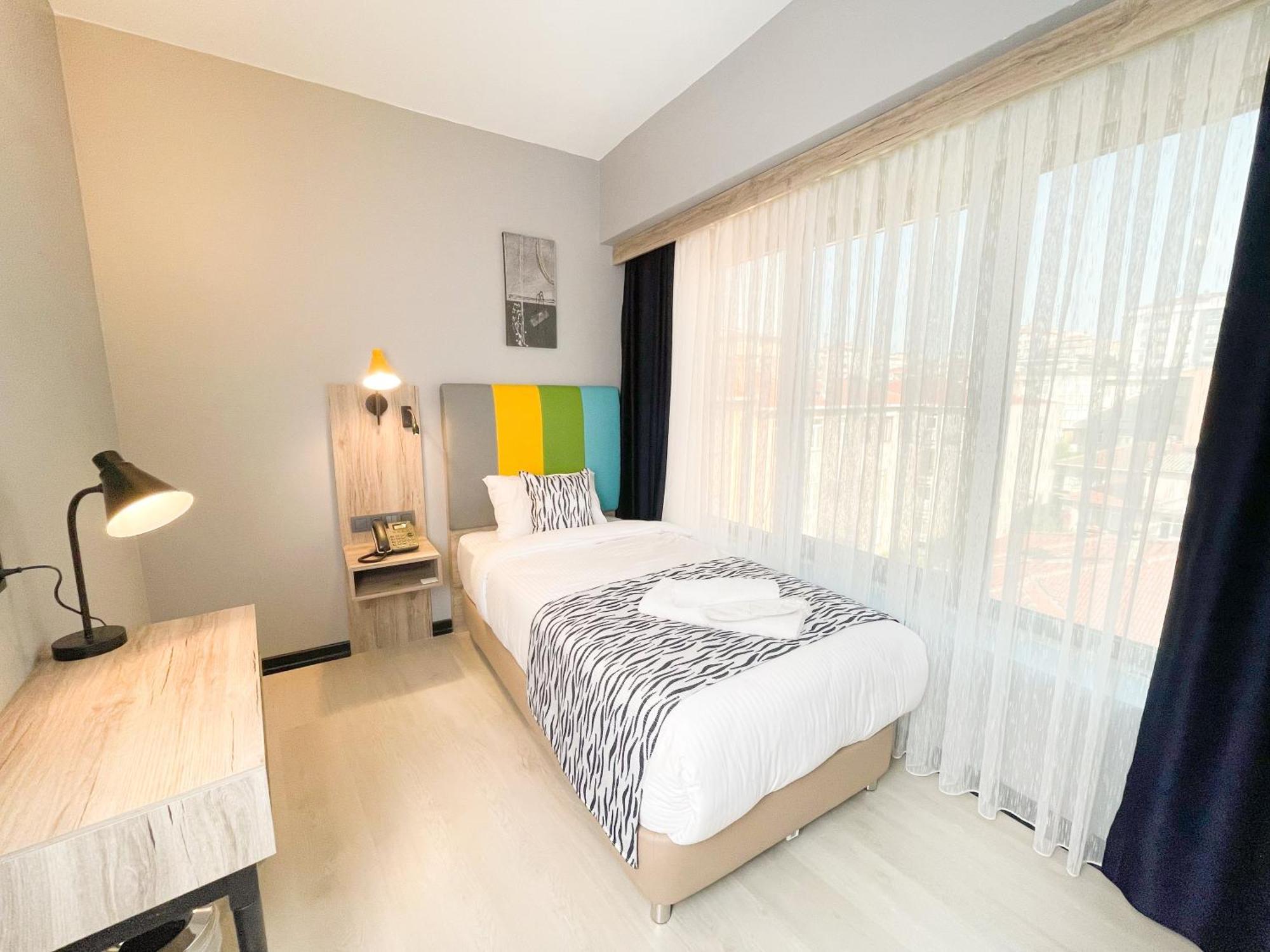 Center Inn Hotel Maltepe Istanboel Buitenkant foto