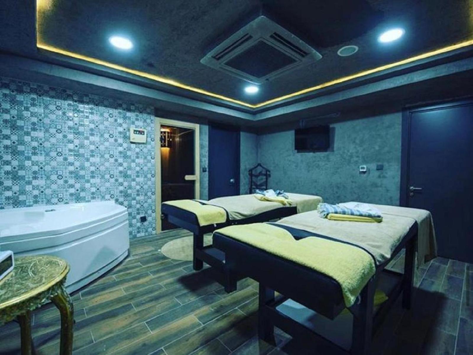 Center Inn Hotel Maltepe Istanboel Buitenkant foto
